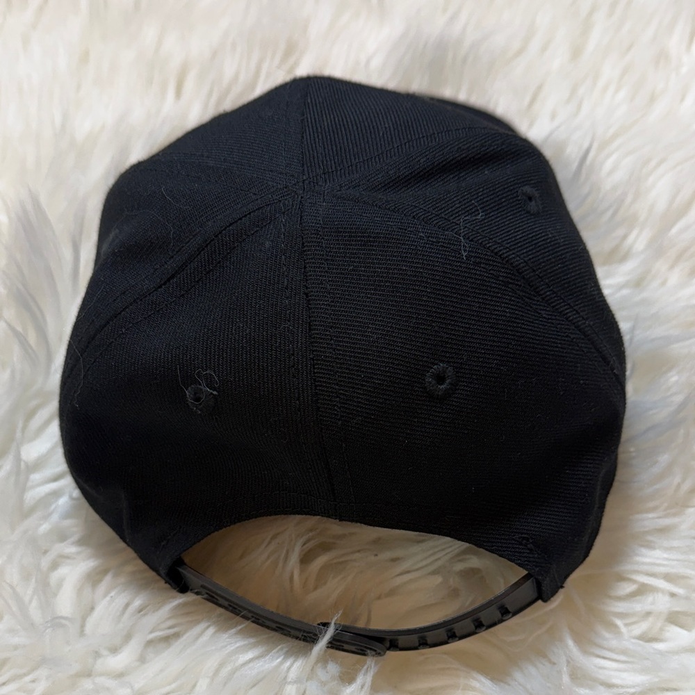 Nike Black Cap with White Swoosh Embroidery  ( 2T-4T ) - Picture 2 of 4
